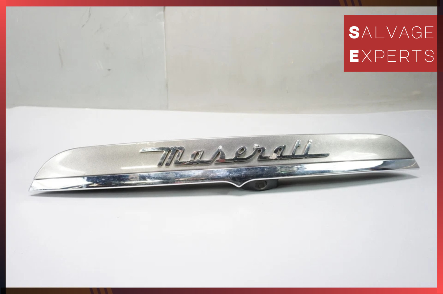 2014-2022 MASERATI GHIBLI Decklid Trunk Lid Molding Light MAS24916 OEM