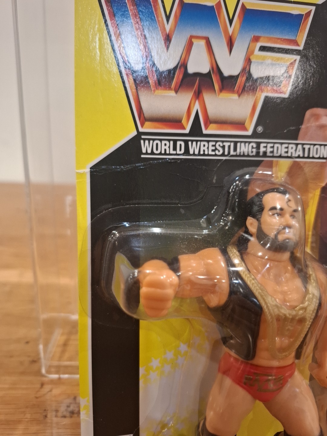 WWF Hasbro Razor Ramon Series 7 – on Card + Acrylic display case