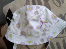 Nike Jordan Toddler Daisy Bucket Hat With Strap Size 2/4T