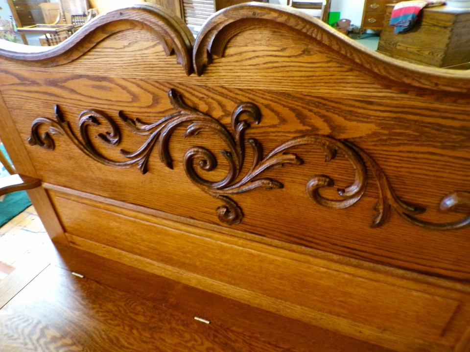 Antiguo banco de roble tallas ornamentadas #2 asiento elevador almacenamiento 53" largo repintado Foto 3 de 4