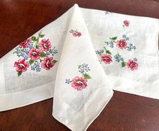 VINTAGE HANKY HANKIE LOVELY FLORAL PRINT IN PINKS BLUES BOUQUET  FALLING FLORAL