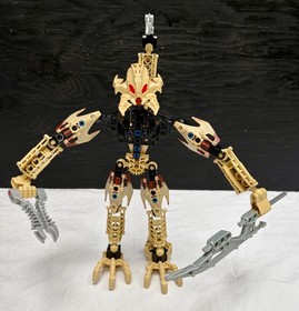 Lot of 2 LEGO Bionicle Glatorian sets Vorox 8983 & Gresh 8980 with instructions