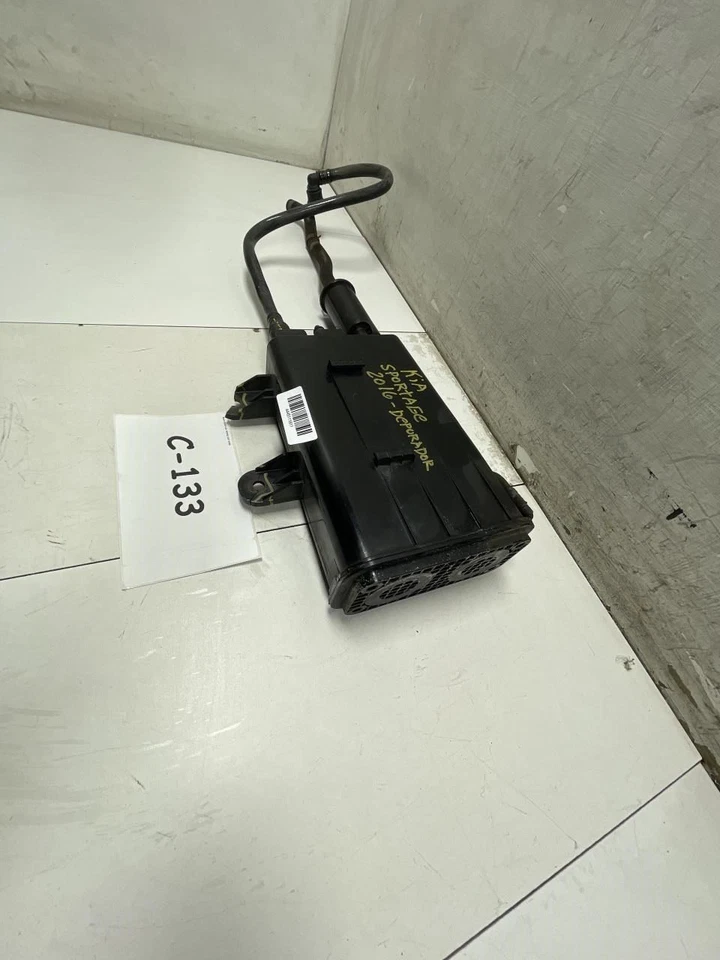 Kia Sportage 2016 bote de vapor de combustible OEM+ Foto 3 de 4