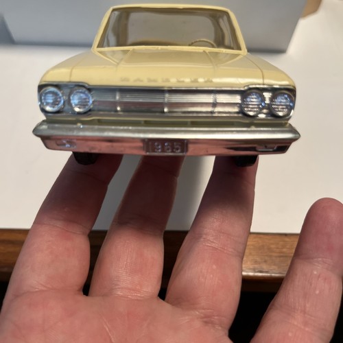 1965 Rambler Classic 770 Plastic Promo Model 1/25 Scale Cream Color - Picture 7 of 11