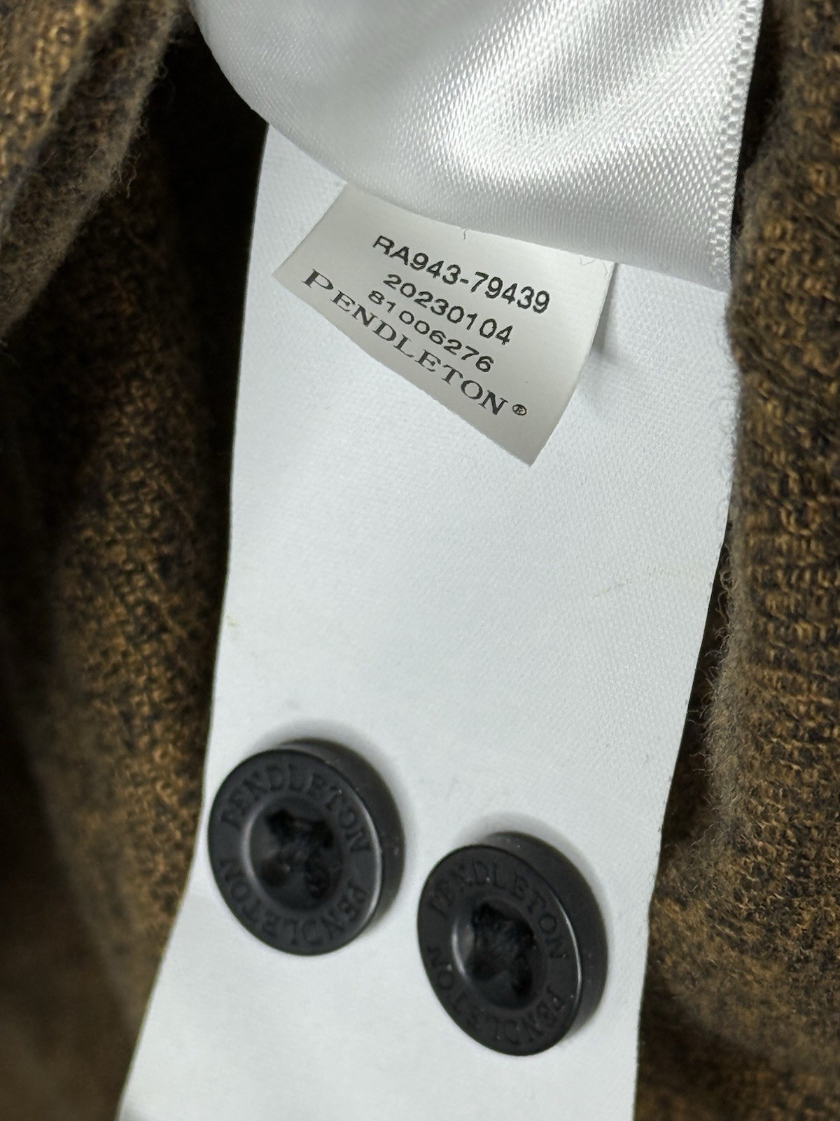 Pendleton Mens Solid Brown Flannel Button Up Shir… - image 4