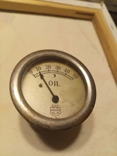 Us gage co NY oil pressure gage 50 lbs for car ad-1103 very rare
