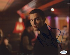 Nicholas Hoult Autographed Signed 8x10 Photo ACOA