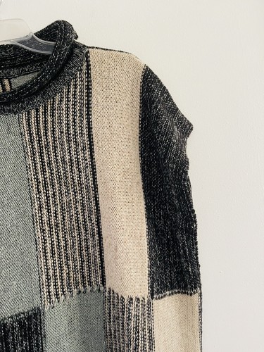 Banyan Tree Women’s Blue Beige Poncho Knit Top Shawl Fringe Sweater One Size - Picture 3 of 9