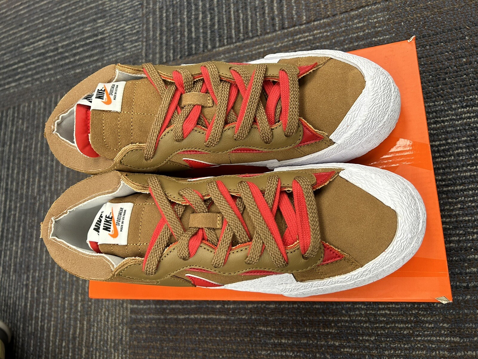 SACAI X NIKE Nike Blazer Low x Sacai British Tan Uomo Taglia 9.5 DD1877 200