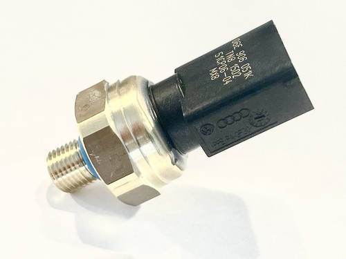New OEM Audi RS3 RSQ3 RS4 RS5 RS6 R8 TTRS Fuel Sensor 06E906051 K J E - Picture 12 of 12