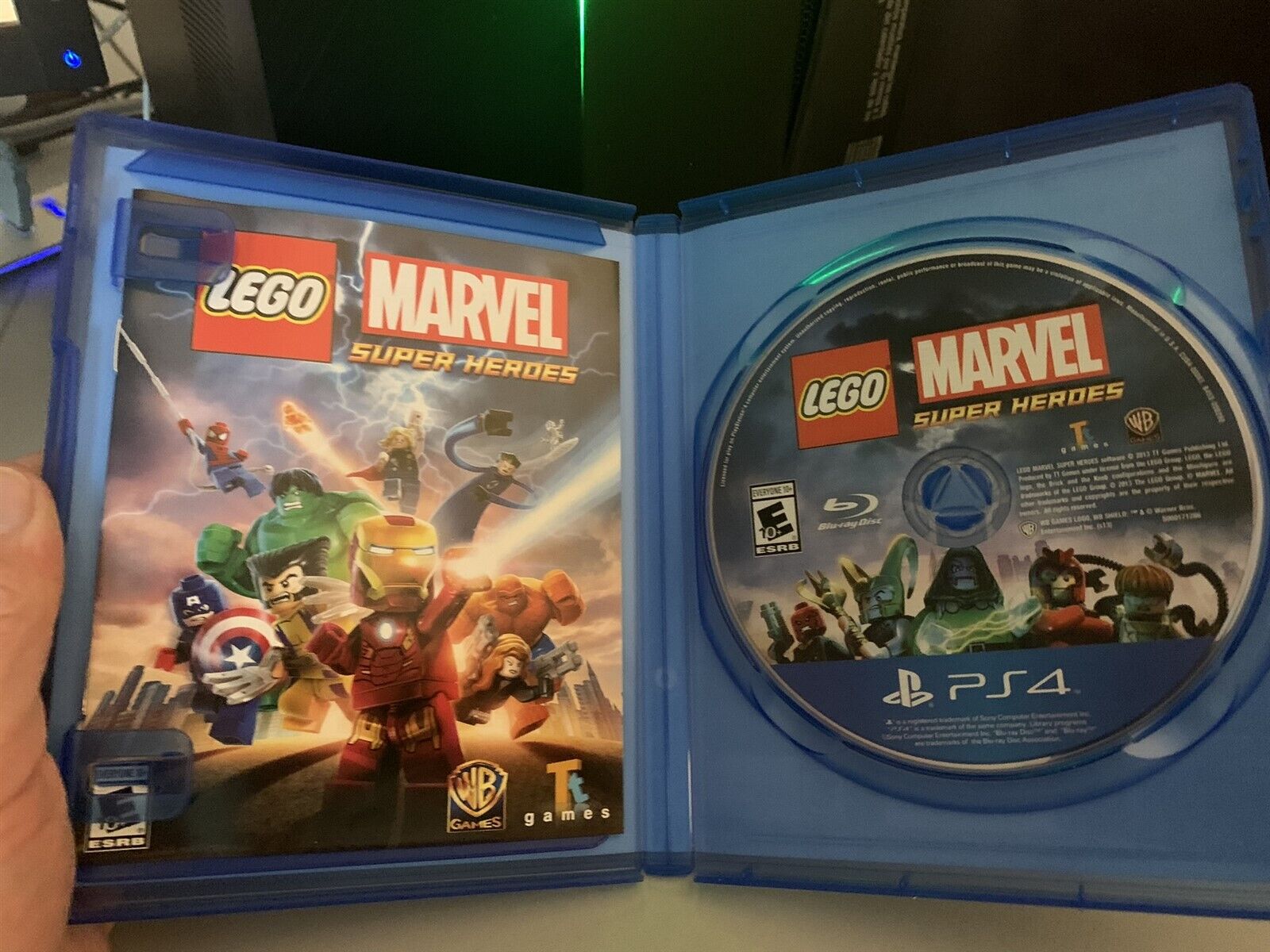  Lego Marvel Super Heroes (PS4) : Video Games