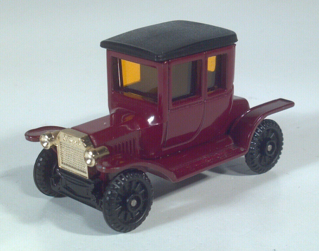 Vintage Tomica F11-2 Ford Model T Type 2.25 Vintage Tomica F11-2 Ford Model T Type 2.25