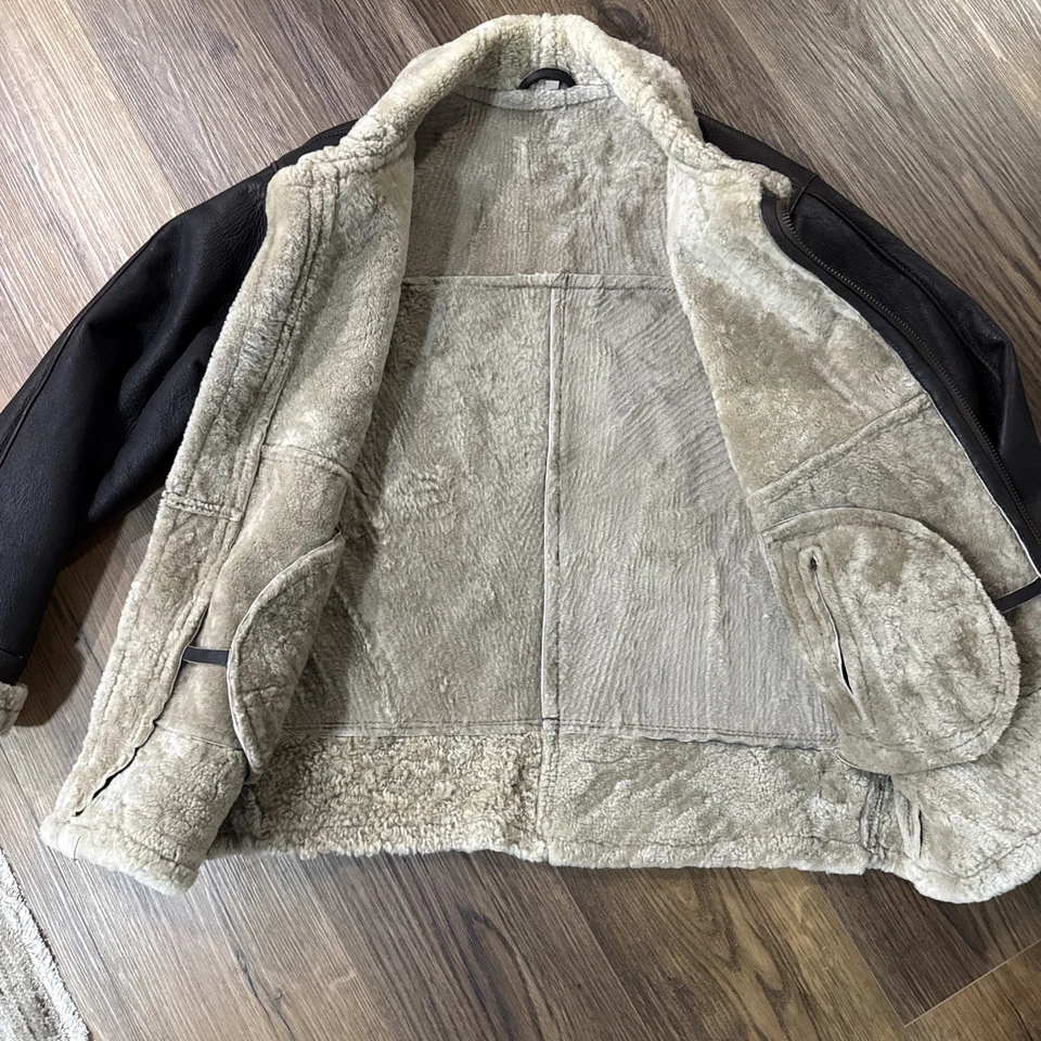 Unbranded Aviation Bomber Leather Shearling Jacket Size Medium - Image 2 of 4