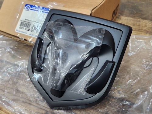 OEM NEW 2013-2024 RAM 1500 13-18 2500 3500 TAILGATE RAMS HEAD EMBLEM MATT BLACK - Picture 4 of 14