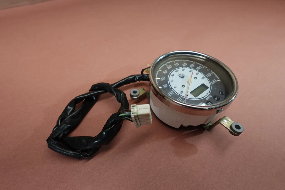 Yamaha V-Star 1100 V Star XVS1100 1999-2009 velocímetro medidor Speedo YA-0859-001 Foto 3 de 4