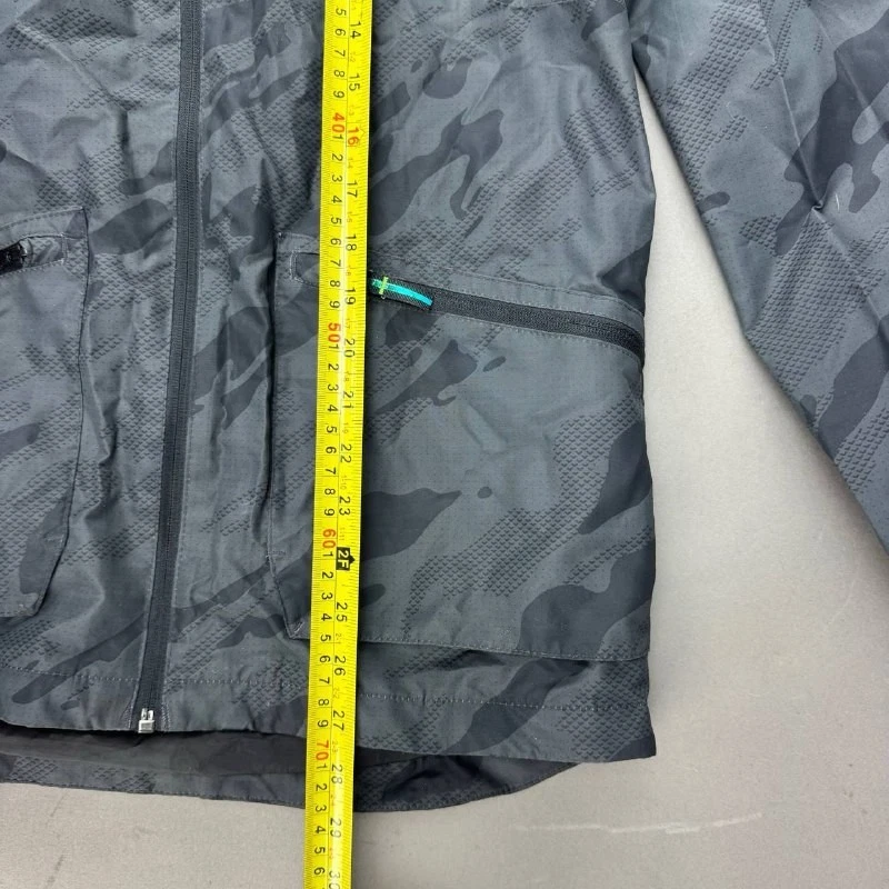 Chaqueta cortavientos con capucha cremallera completa camuflada gris C9 Champion para niños talla L 12-14 Foto 4 de 4