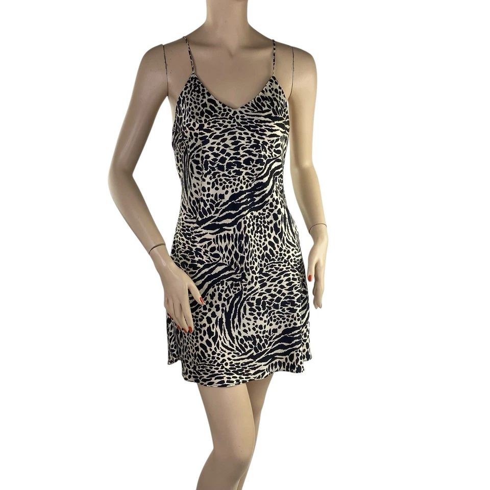 Camisón camisón vintage Victoria's Secret etiqueta dorada seda animal sin mangas S Foto 4 de 4