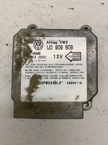 Volkswagen Golf IV 1997 Airbagsteuergerät 1J0909609 DRA42575