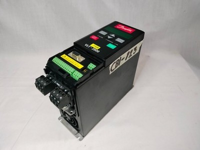 Danfoss VLT 2800 VLT2805PT4B20STR1DBF10A00C0 195N1007 Inverter Drive Controller