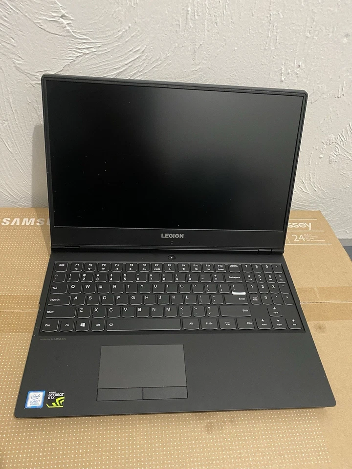 Lenovo Legion Y530-15ICH i7-8750H 2.2GHz,16GB RAM, 500GB NVMe,GTX1050 Ti Foto 4 de 4