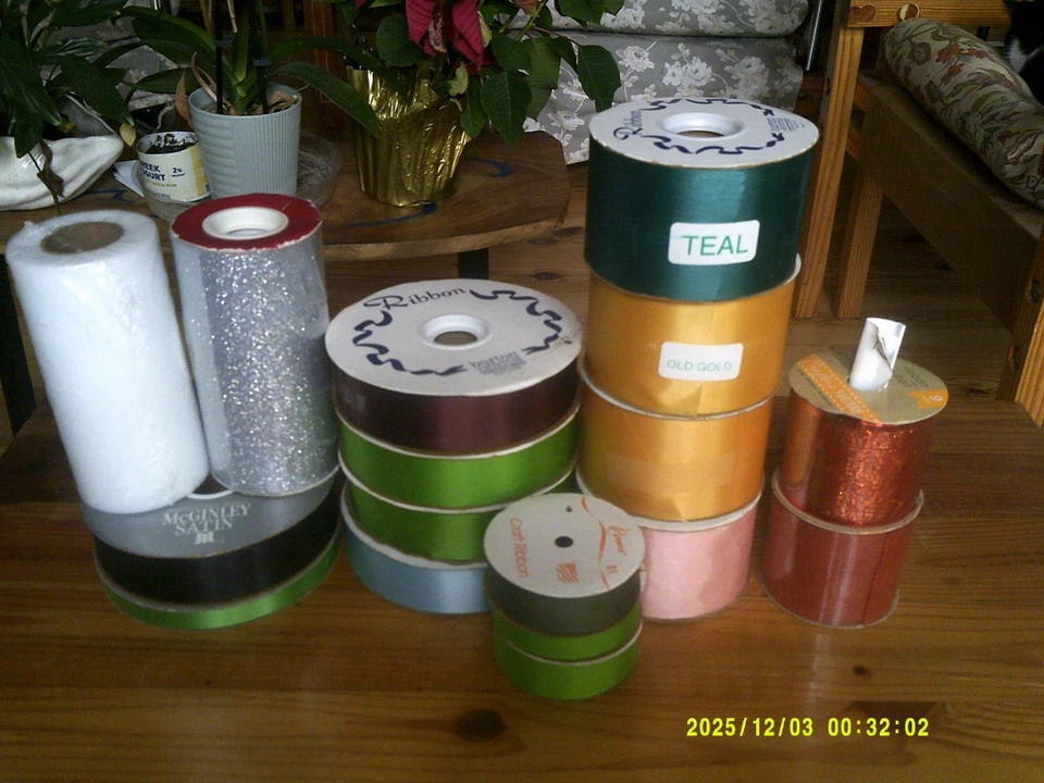 Bulk Ribbon 900 YARDS of Craft Floral Christmas Ribbon Trim 1-5/16" Wide #9 #40 - Image 4 of 4