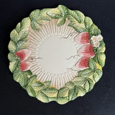 Stawberry Embossed Dessert Salad 8 Inch Plate Takahashi Japan