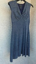 AUTHENTIC"ENFOCUS" WOMEN'S PET. DK.BLU .W/ DIAMOND SEQ.V-NECK SLEEVLESS DRESS 4P