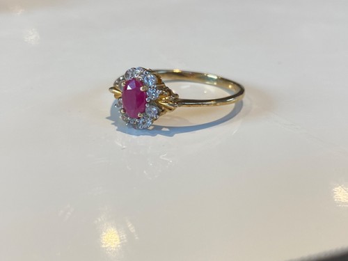 Stunning 9CT GOLD RUBY RING - Imagen 7 de 10