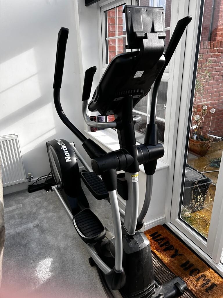 NordicTrack SpaceSaver S700 Folding Elliptical Cross Trainer RRP £999 eBay
