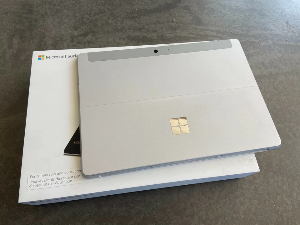 Microsoft Surface GO Pentium Gold 4415Y 4GB RAM 64GB SSD Windows 10 1800x1200 - Imagen 2 de 3