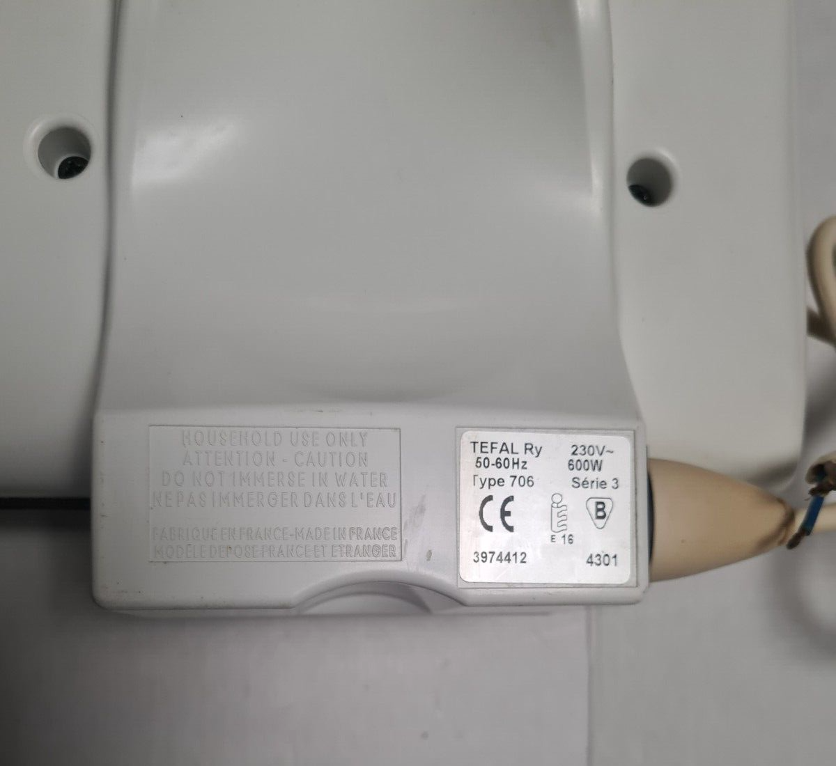 TEFAL Deep Fill Waffle Maker 2 Slice NonStick Cooking Plates 600W type