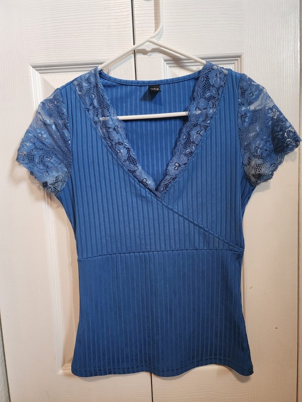 Women's Shein Blue Lace Sleeve V Neck Shirt Size Small