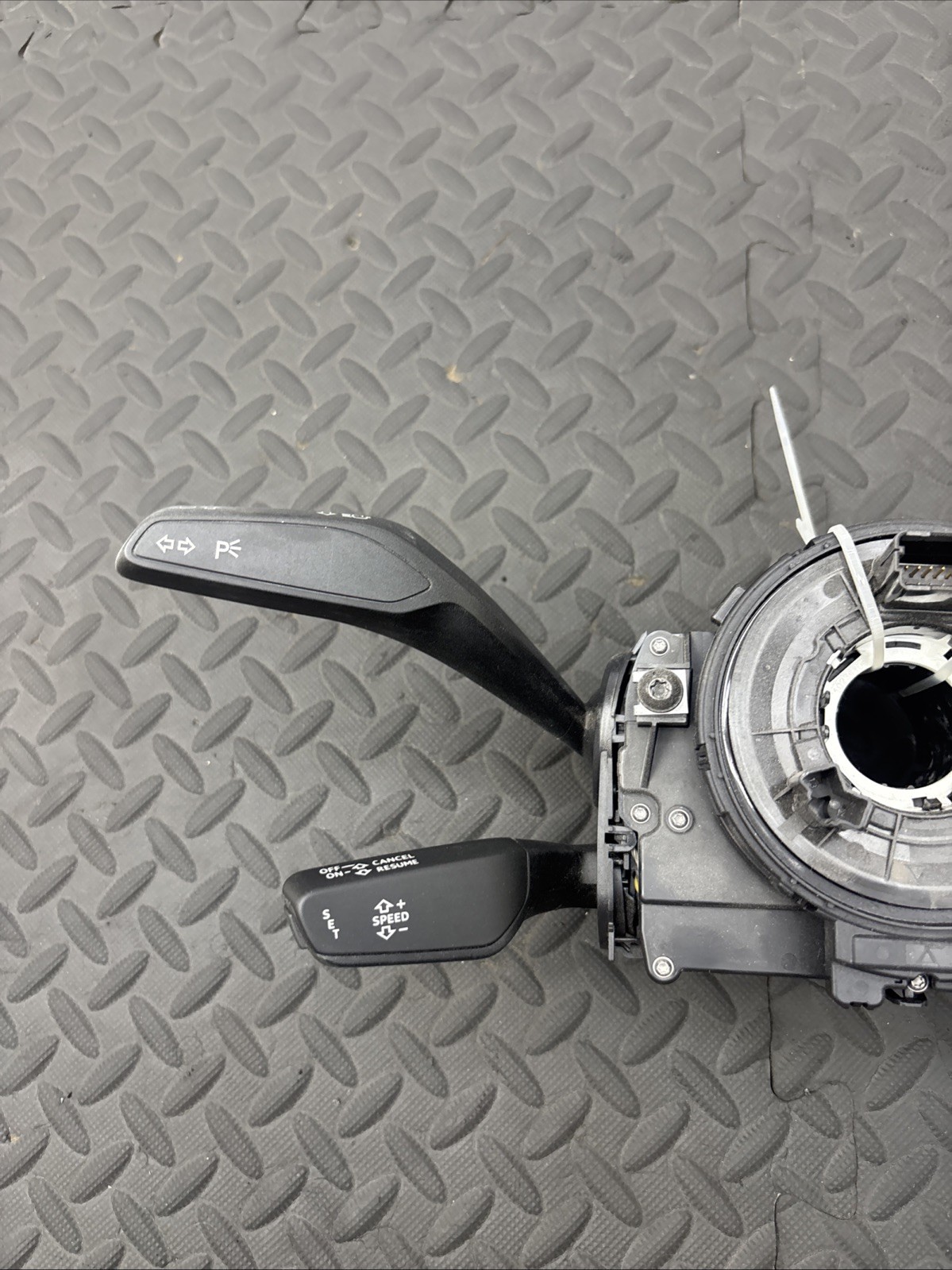 Audi R8 2017-2023 Side repeater light P/N 4S0907129
