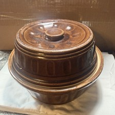 McCoy USA Bean Pot/Crock/Casserole Stoneware Dish W Lid 9.5” ~ Vintage 1940s