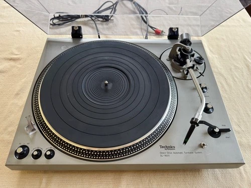 Technics SL 1600 Vintage Direct Drive Turntable (Please see full description)