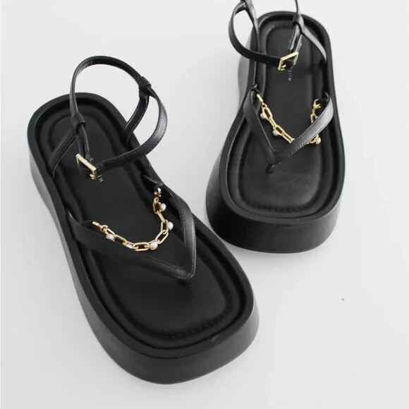 ★CHARLES&KEITH★Eva Sculptural Platform Sandals/送料込 Black Eva Sculptural Platform Sandals - CHARLES & KEITH MX