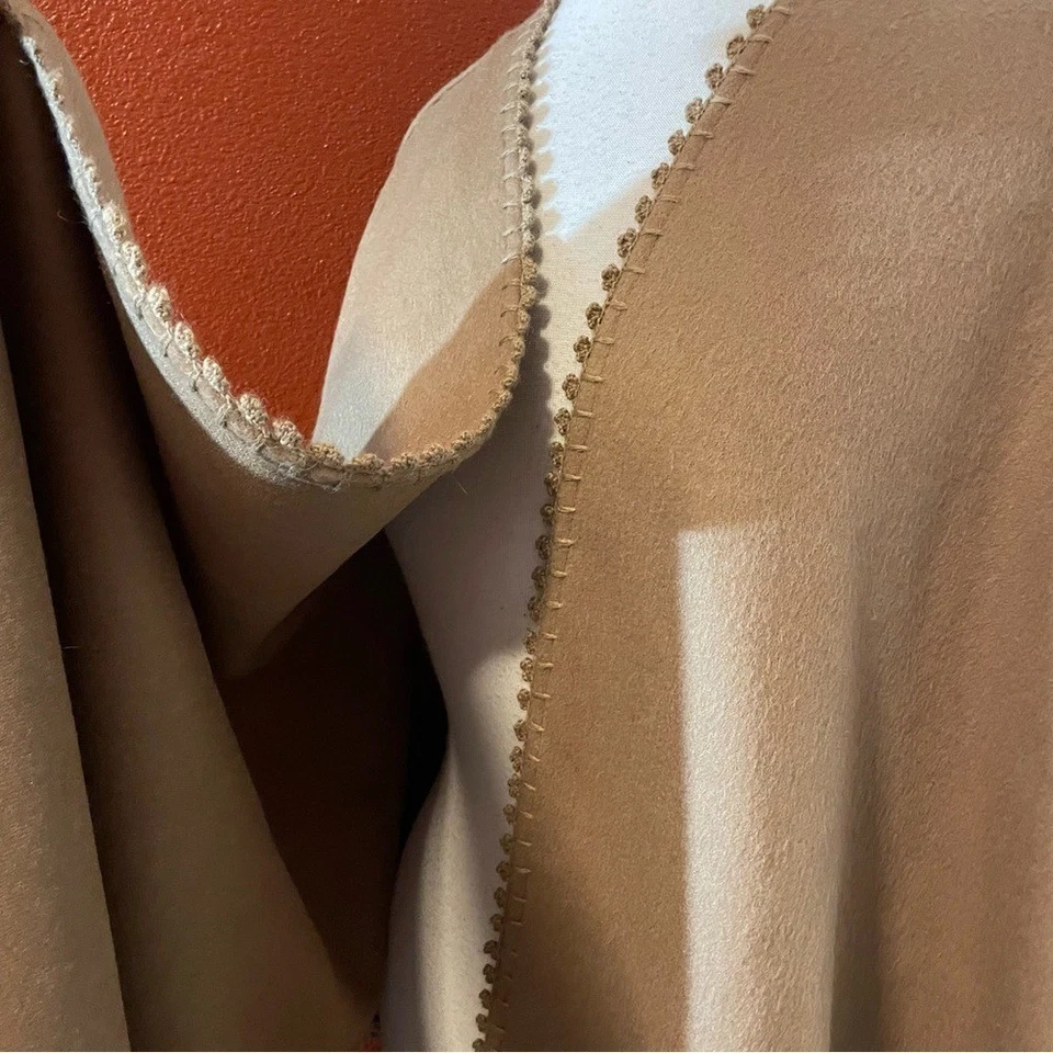 Novica Women's Baby Alpaca Wool Tan Handmade Peruvian Artisan Shawl Cape Poncho - Image 4 of 4