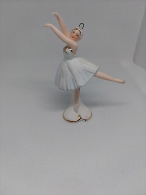 Vintage Queen Odette Swan Lake Ballerina Ornament by Roman (broken fingers)