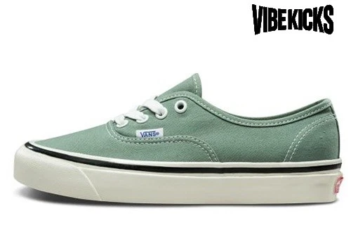 VANS Authentic 44 DX Green 2019 for Sale | Authenticity Guaranteed