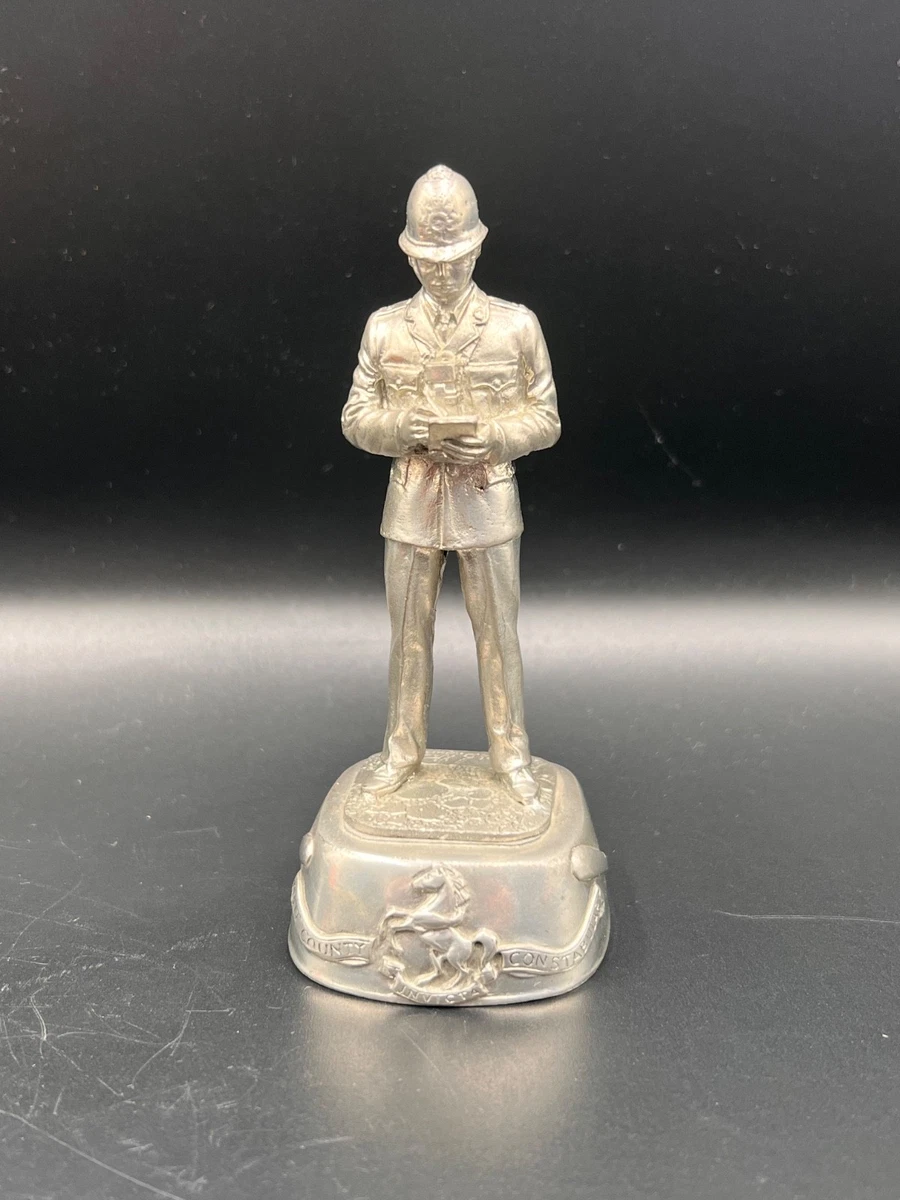 FIGURINES D'ARTISTES SUR BASE STADDEN - EMPIRE - 7 PIECES LOT 7