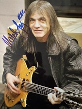 MALCOLM YOUNG SIGNED AUTOGRAPHED PHOTO 8X10 RARE