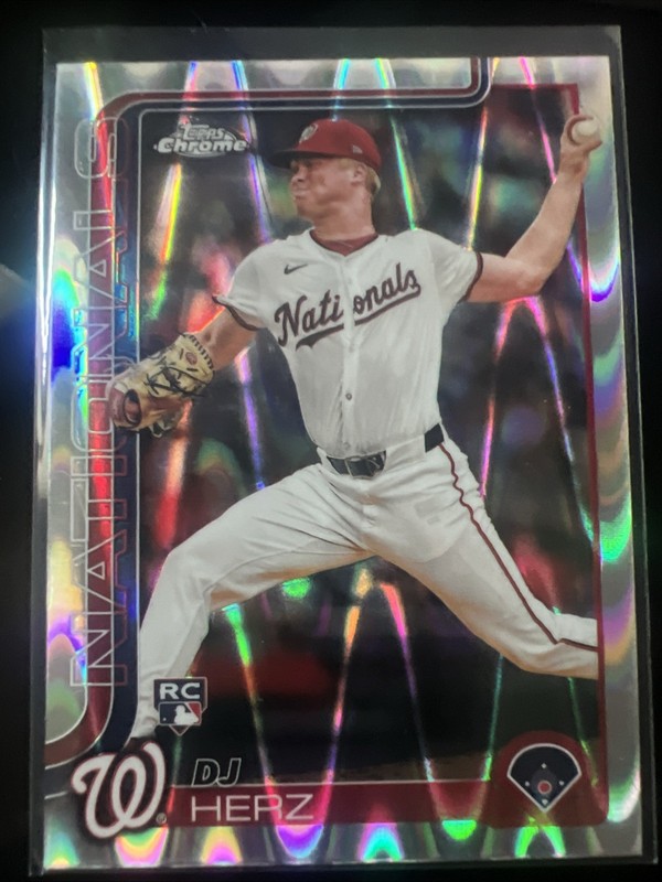 2025 Topps Chrome Ray Wave Refractor Rookie DJ Herz Washingtion Nationals #270