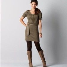 LOFT Olive Green Pleated Knit Merino Wool Blend Dress Short Sleeve Tie Waist M