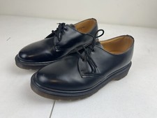 Dr Martens The Original Made in England Size 5 1/2 Black Classic Shoes