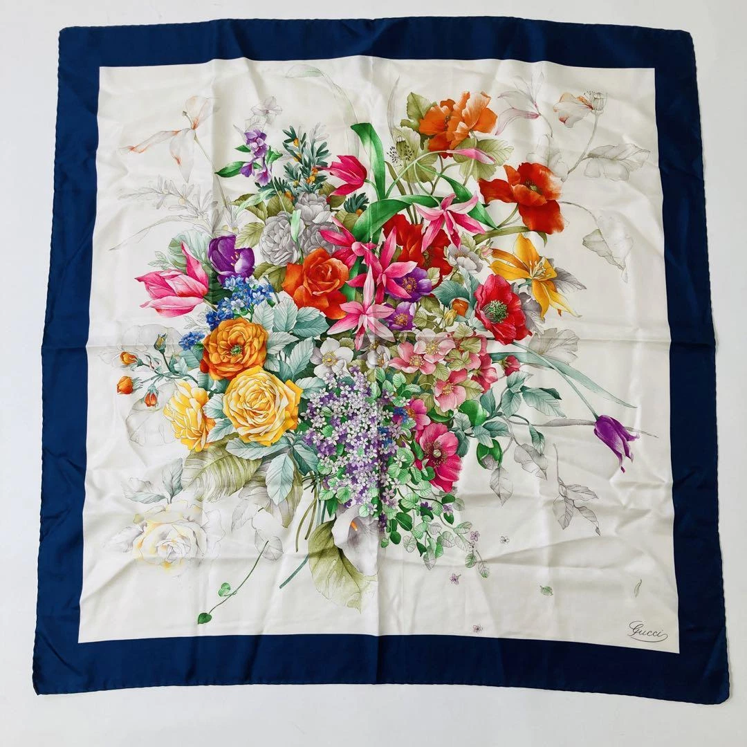 Gucci Flora Fleur Fleur Grand Format Foulard Soie Marine Accessoire Femme
