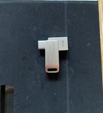 GENUINE NEW PORSCHE USB FLASH DRIVE STICK TYPE A C 32 GB, V04014999WW000