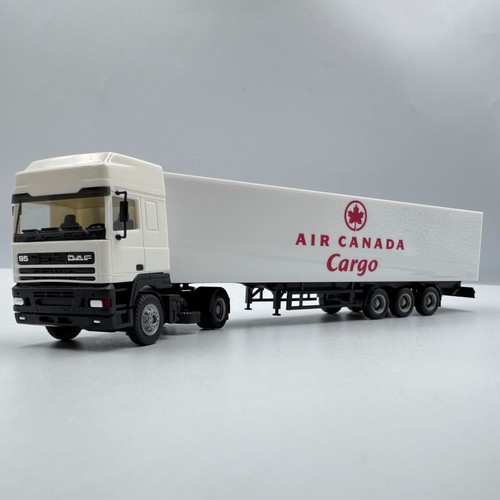 DAF 95 with white semitrailer AIR CANADA Cargo scale 1/87 (HO) - Picture 1 of 7