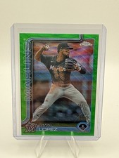 2025 Topps Chrome - Otto Lopez #134 Green Wave Refractor /99 Marlins