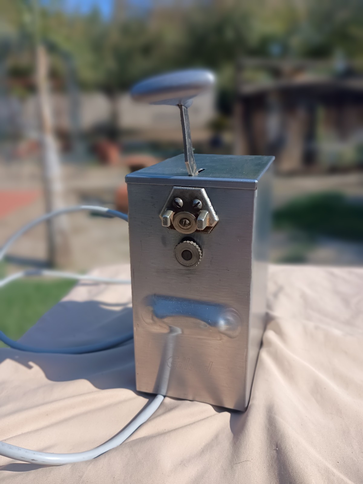 Edlund Commercial Electric Can Opener Model 266 Single Speed