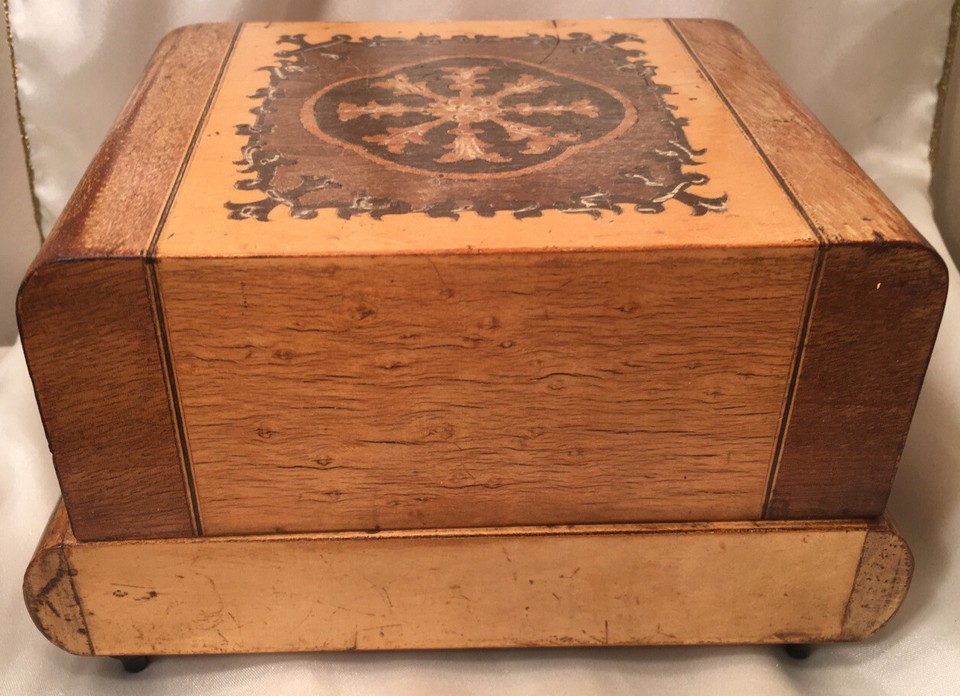 Vintage Music Dancer Mirrors Lador Switzerland Wood Cigar Cigarette